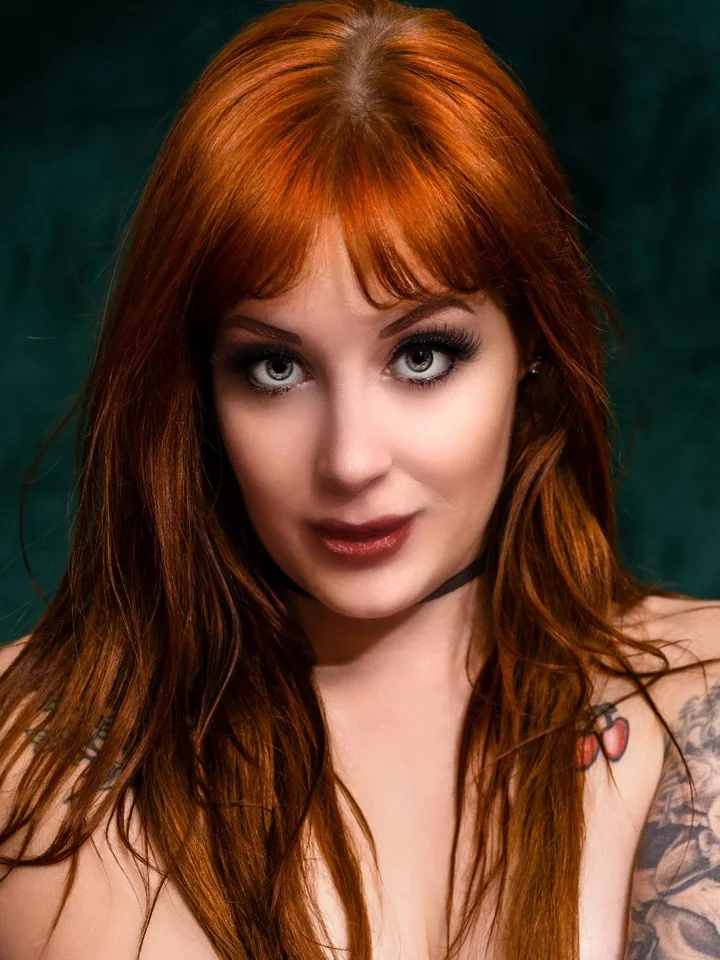 Mel Fire nude photo 1